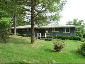 1st image of 22 Hillcrest Dr