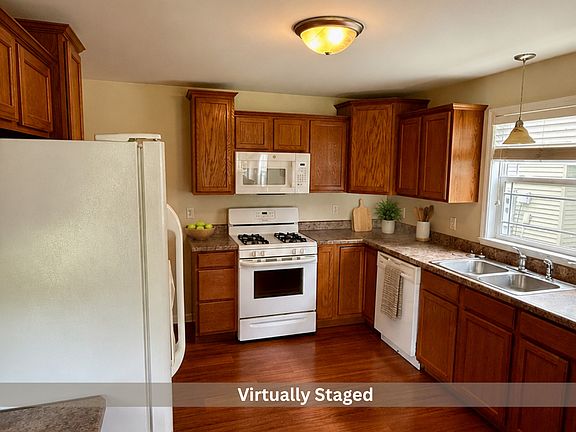 3rd image of 1705 W River St #B