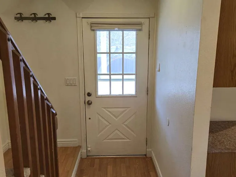 260 Greenway Cir W — Photo 6