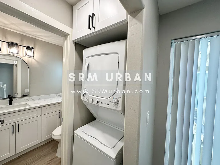 4102 Marlborough Ave #211 — Photo 7