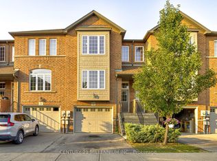 151 Green Rd #26, Stoney Creek, ON L8G3X2