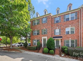 768 Naramore St, Davidson, NC 28036