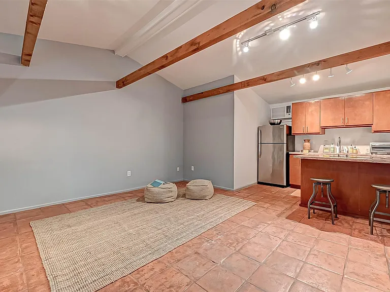 1612 W Alabama St #B — Photo 4