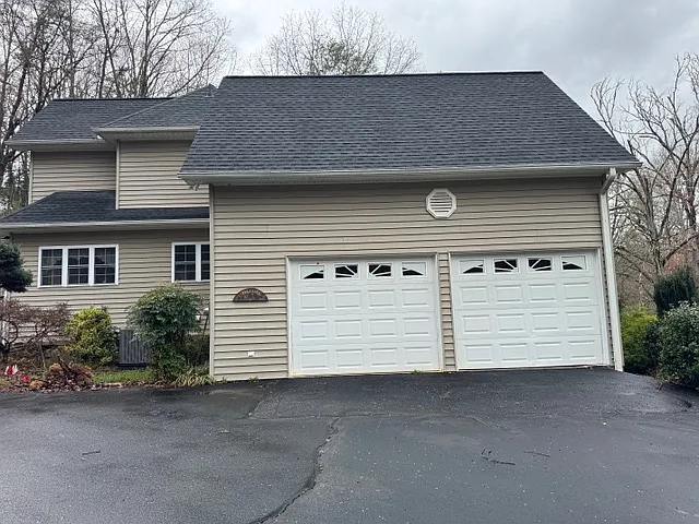 Two car garage, will fit a Jeep or PU truck.