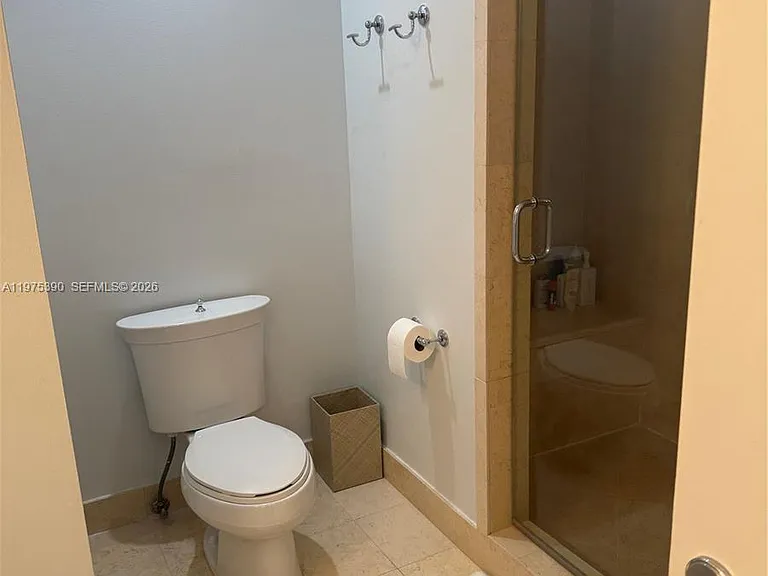 20000 Country Club Dr #9 — Photo 18