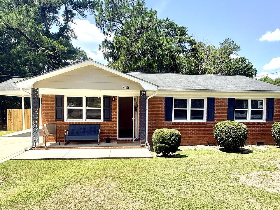 1st image of 815 McNeil St
