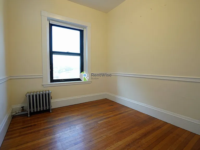 504 Beacon St #36 — Photo 4
