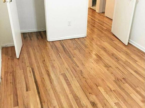 4th image of 31-11 73rd St #3F
