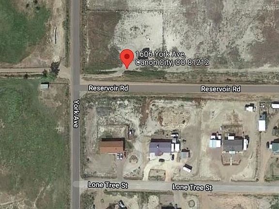 4th image of 1635 Reservoir Rd