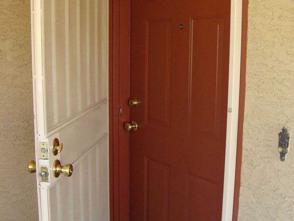 1st image of 850 S River Dr Unit 2016