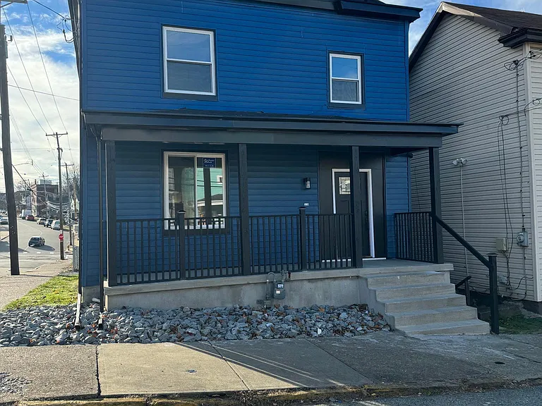 1218 Ann St — Photo 1
