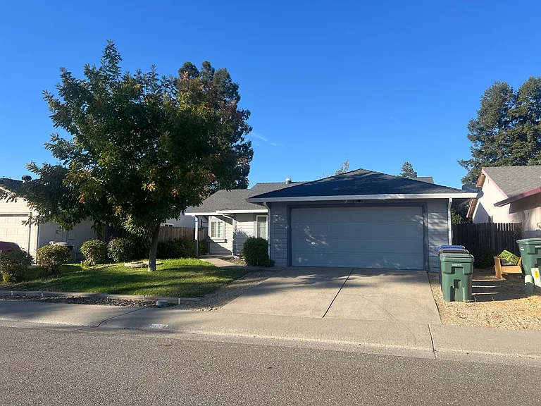 8129 Scenic Hills Way — Photo 1