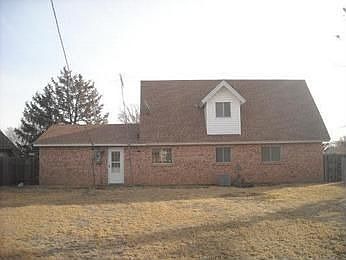 2nd image of 601 Star St