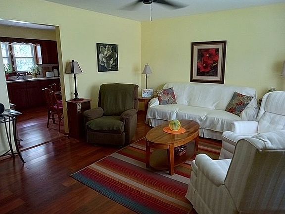 3rd image of 508 Dale Rd