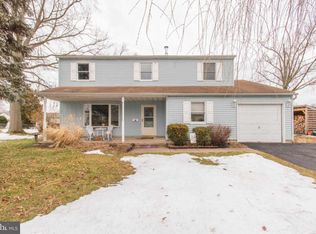 531 Spencer Ln, Warminster, PA 18974