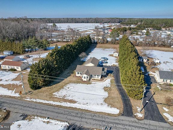 4th image of 977 Paris Kirby Rd