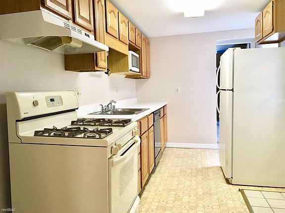 58D66A02-28DC-4599-A5E9-CFE0D73D3BDE