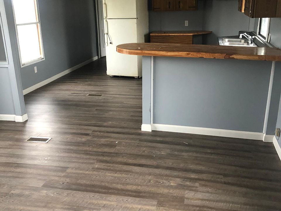2nd image of 431 E Church Ave