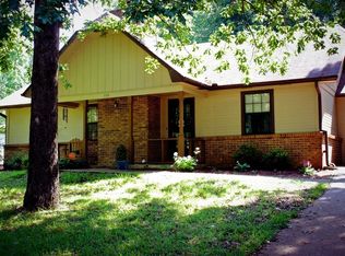 602 Happy Ln, Oxford, MS 38655