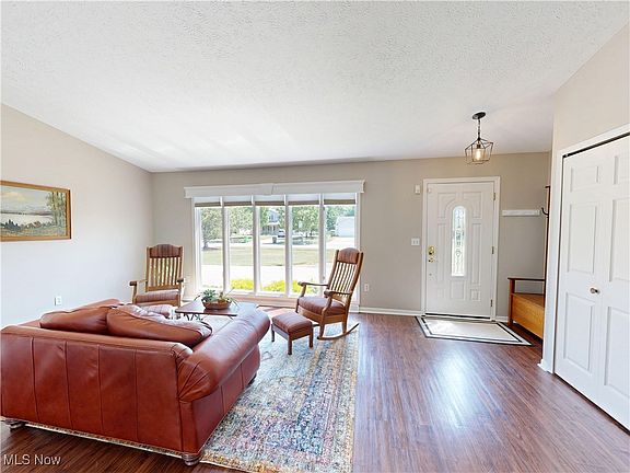 5th image of 4168 Sequoia Dr