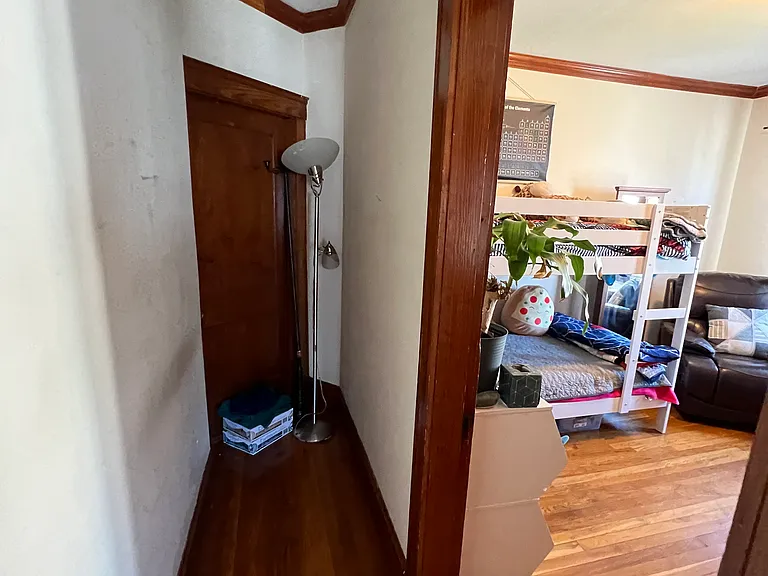 130 Nichols Ave — Photo 14