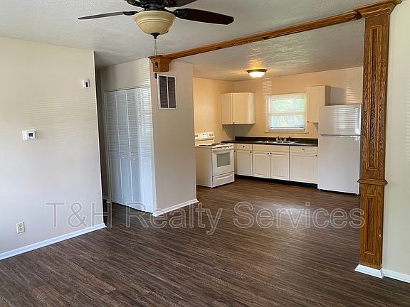 5th image of 8807 Elmonte Dr