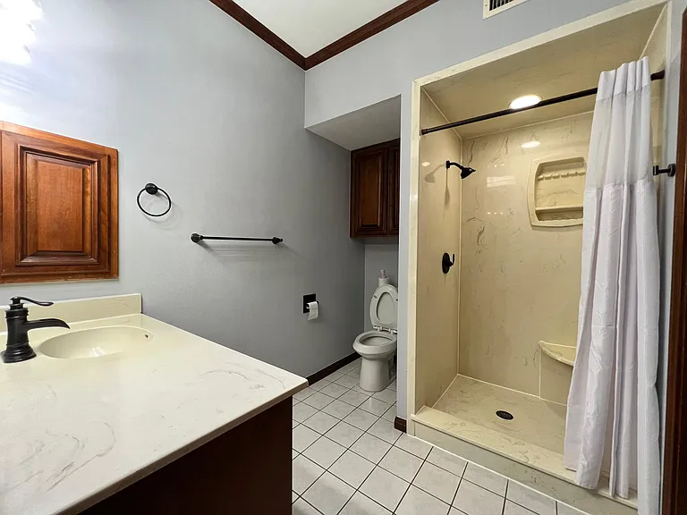 8000 Donore Pl #5 — Photo 31