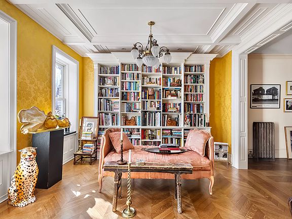 2nd image of 237 W 11th St #3AC