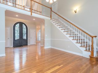 8746 River Hollow Dr, Cordova, TN 38016
