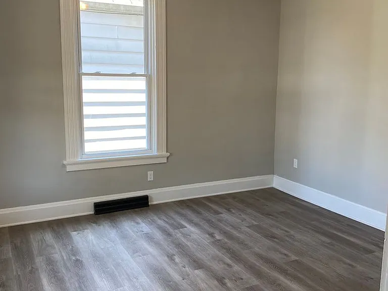 6834 Betts Ave — Photo 5