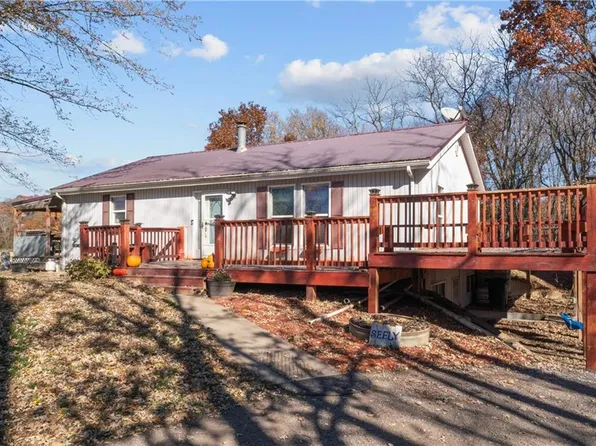 10540 W 287th St, Louisburg, KS 66053