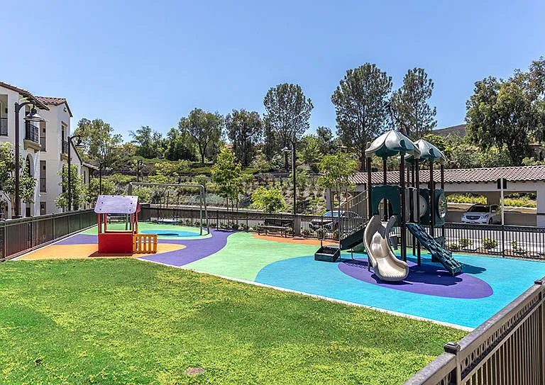 The Courtyards Pacific Village — Photo 5