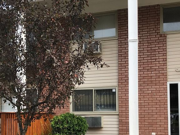 2nd image of 690 Marilyn Ave APT 204