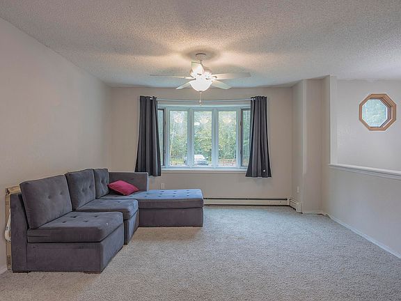3rd image of 2665 Silver St