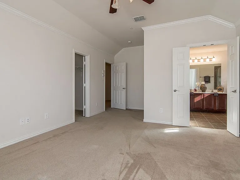 8740 Bigelow Dr — Photo 16