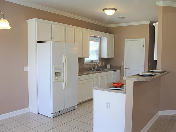 2nd image of 46 Cotton Creek Blvd