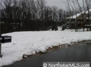 1811 Ellie Ct, Eagan, MN 55122