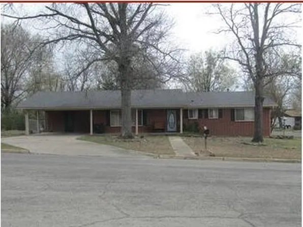 200 N Zulkey St, Sallisaw, OK 74955