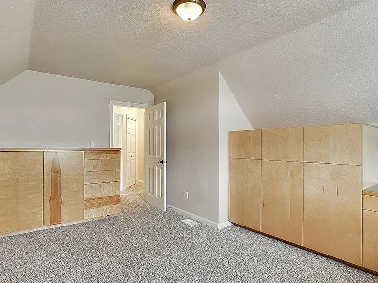16541 NW Graf St — Photo 29