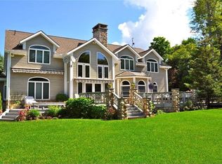 121 Beech Hill Cir, Lake Placid, NY 12946