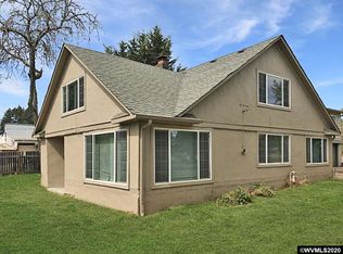 7020 SW Country Club Dr, Corvallis, OR 97333