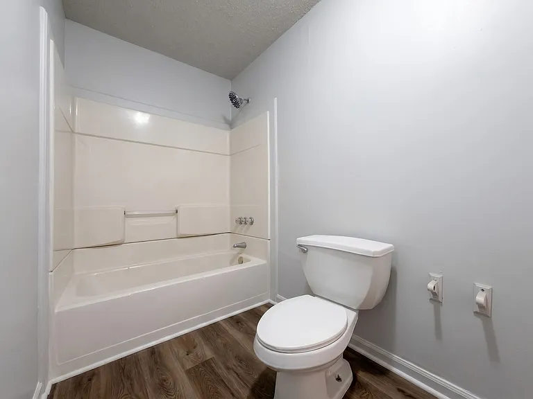 854 Carrolton Ave — Photo 8