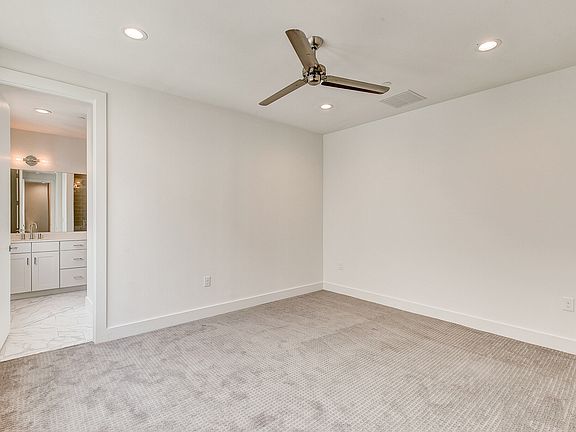 2nd image of 4426 Cabell Dr APT 1303