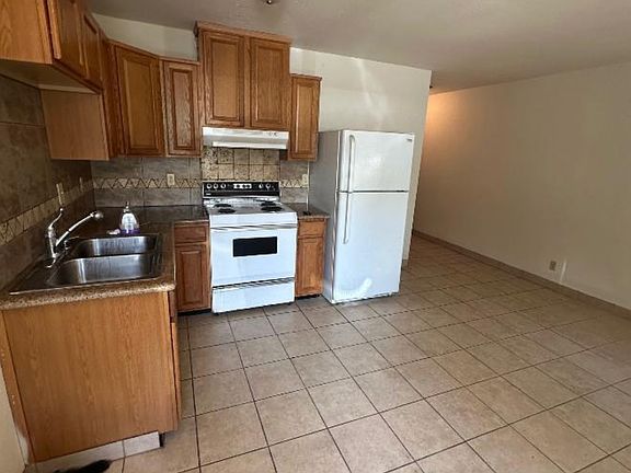 4th image of 8365 Stevenson St APT 1