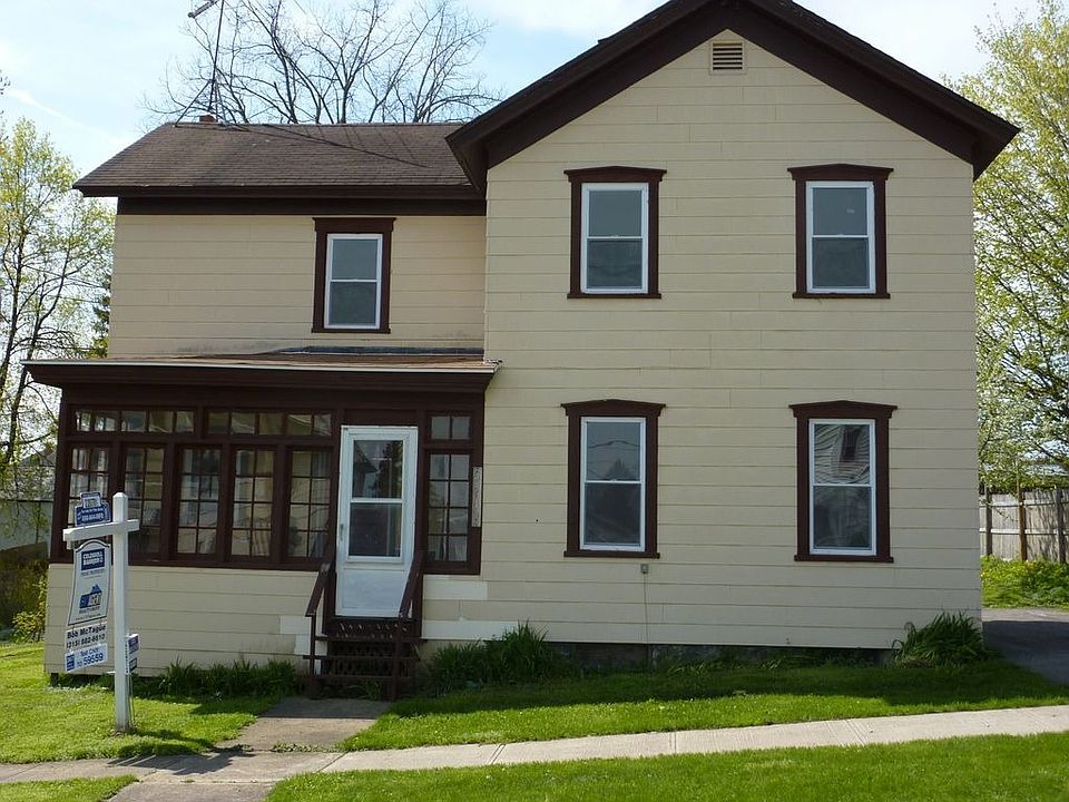 1st image of 2518 W Mechanic St