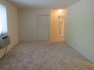 1028 Raritan Dr APT 101, Saint Louis, MO 63119