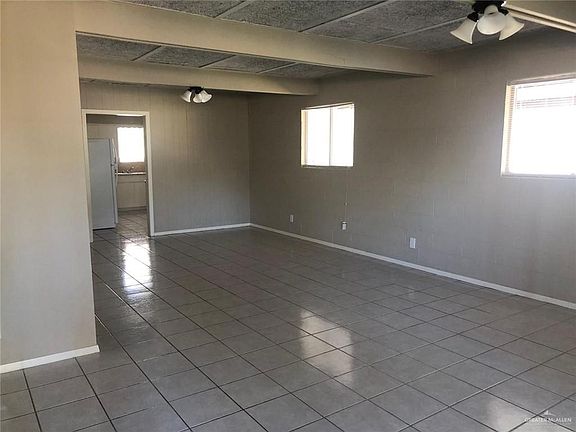 2nd image of 2022 School Ln