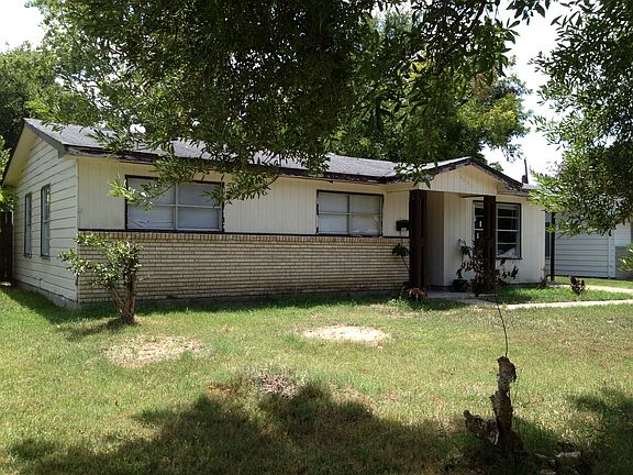 4th image of 2923 Knotty Oaks Trl