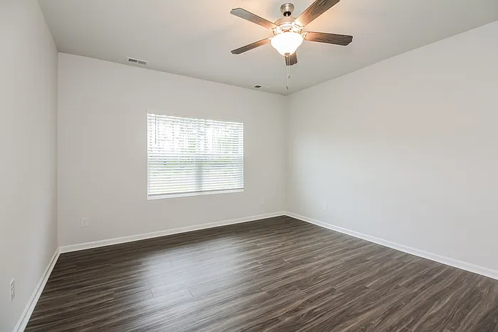 9128 Sunrise Creek Dr — Photo 7
