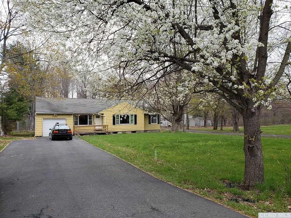 1st image of 7 Rosecrans Ave